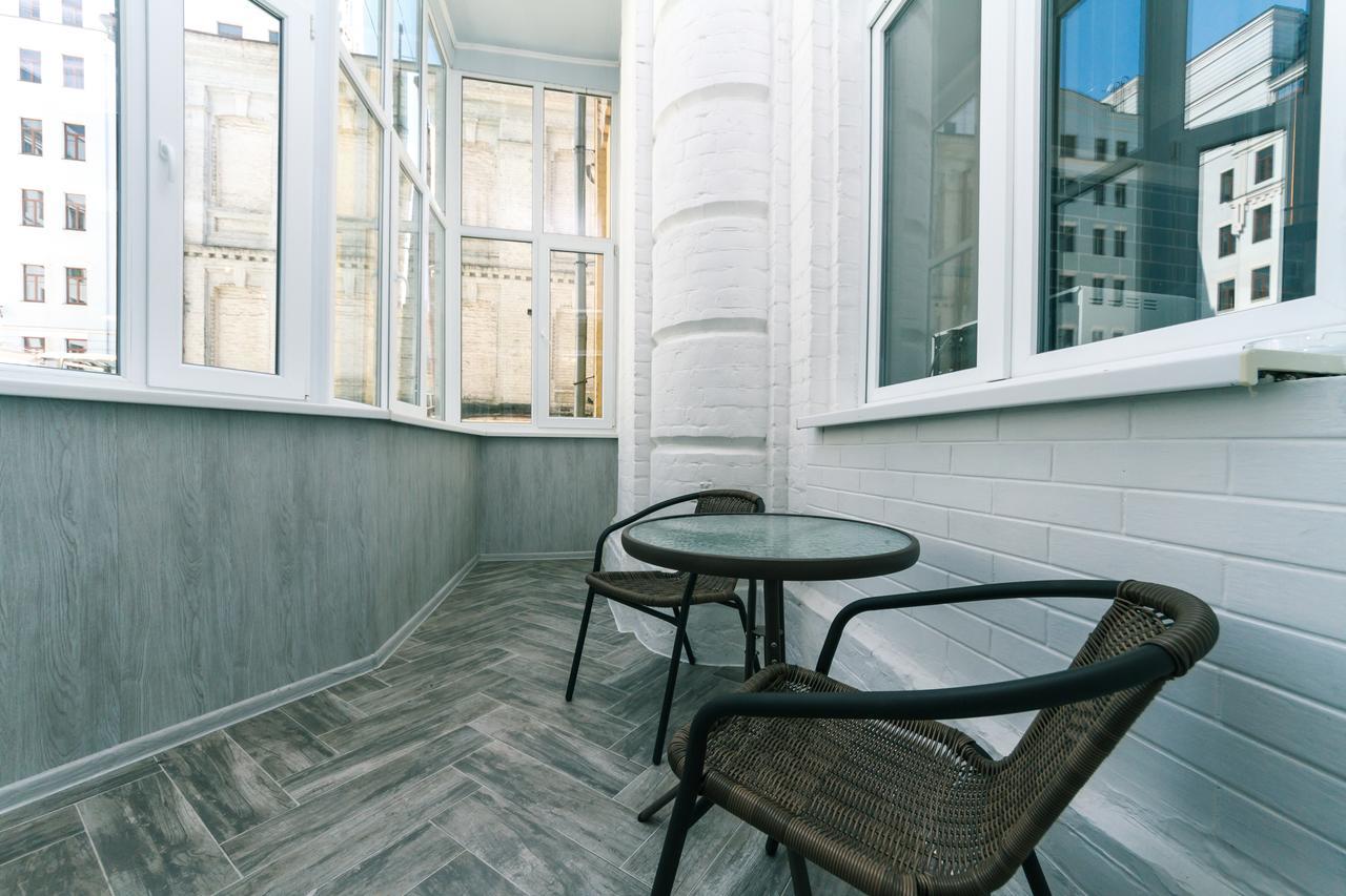 Vip Apartment Near Kreschatyk, 31А Pushkinska Street Kiev Eksteriør bilde